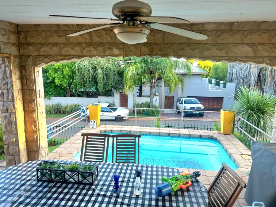 4 Bedroom Property for Sale in Caribbean Beach Club North West